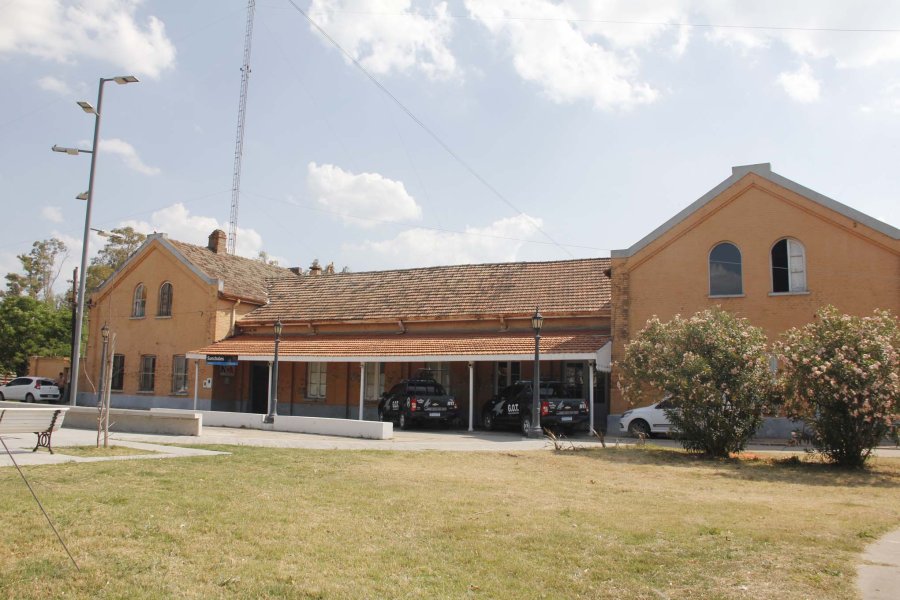 FOTO F. MELCHIORI// ESTACI&Oacute;N DEL FERROCARRIL// La tercera y definitiva colonizaci&oacute;n se estableci&oacute; en inmediaciones del trazado del ferrocarril.