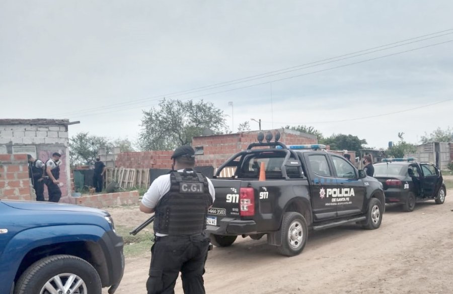 FOTO UR V ALLANAMIENTO. Al joven ladr&oacute;n se lo ubic&oacute; en su domicilio de barrio Mart&iacute;n Fierro.