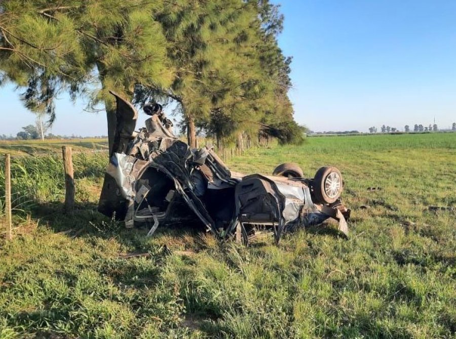 FOTO RBS CHEVROLET ASTRA. Se ordenaron ex&aacute;menes para determinar si el conductor del auto se encontraba alcoholizado.