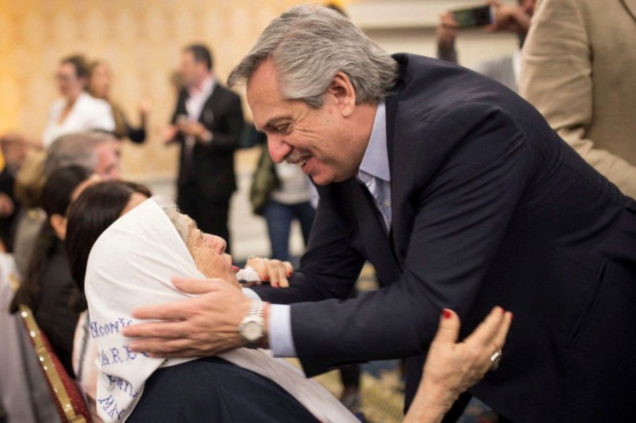 FOTO NA ALBERTO FERNANDEZ Y MARIA EUGENIA BIELSA. La ca&iacute;da m&aacute;s fuerte fue la de Mar&iacute;a Eugenia Bielsa. Tambi&eacute;n hubo un esc&aacute;ndalo en el ministerio que conduce Daniel Arroyo.
