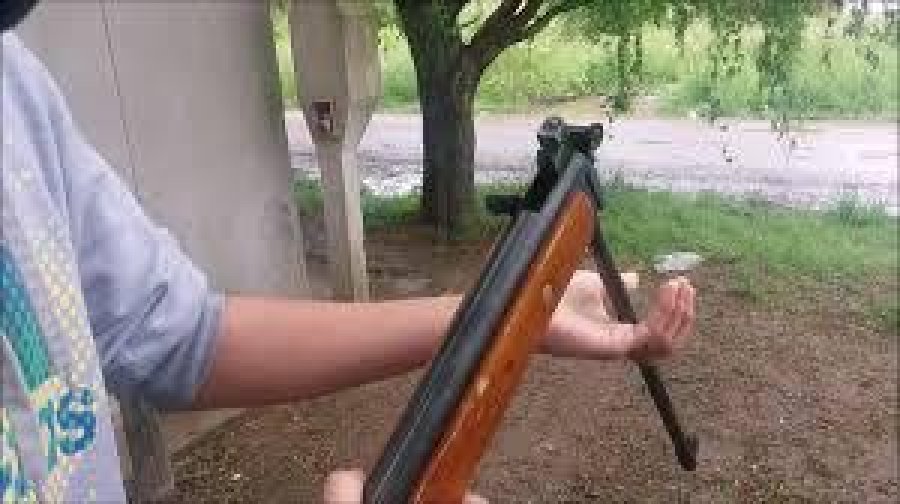 FOTO ARCHIVO. RIFLE DE AIRE COMPRIMIDO. Se secuestraron dos tras una amenaza calificada.