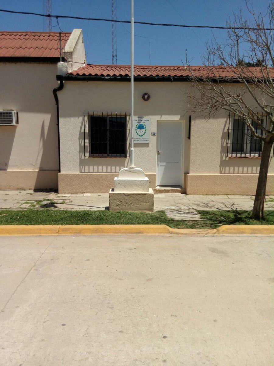 FOTO ARCHICO. POLICIIA DE ANGELICA. Su personal intervino en un tr&aacute;gico siniestro vial.