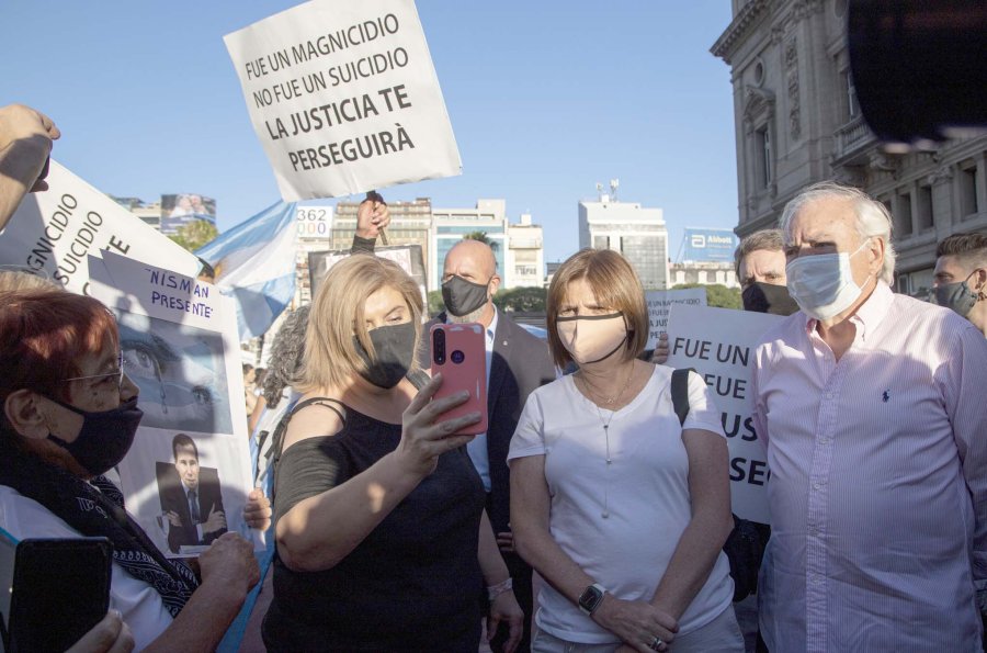 FOTO NA ACTO. Patricia Bullrich en el acto en Plaza Vaticano de Buenos Aires.