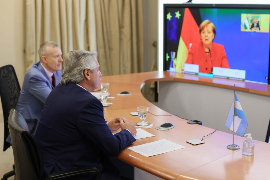 FOTO TELAM EN FORMA VIRTUAL. ANALIZAN LAS NEGOCIACIONES.