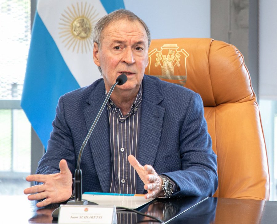 FOTO ARCHIVO SCHIARETTI. "Vamos a comprar las vacunas".