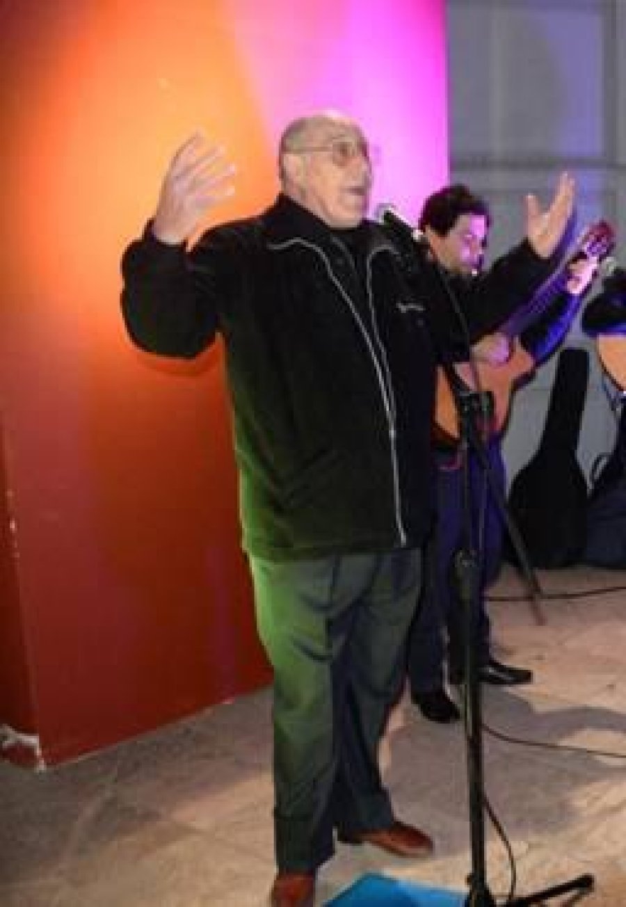 archivo C&eacute;sar Ru&iacute;z Bustelo