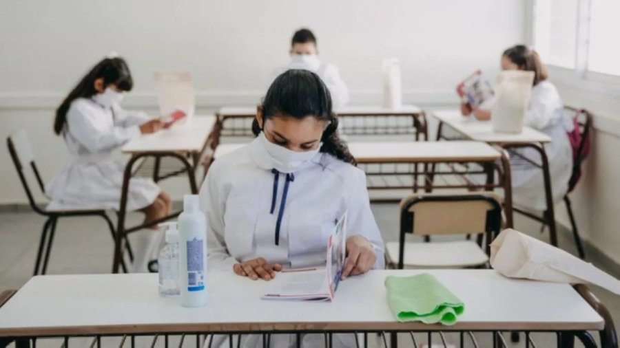 FOTO INFO NEWS CLASES. San Juan fue la primera provincia en regresar a las aulas.