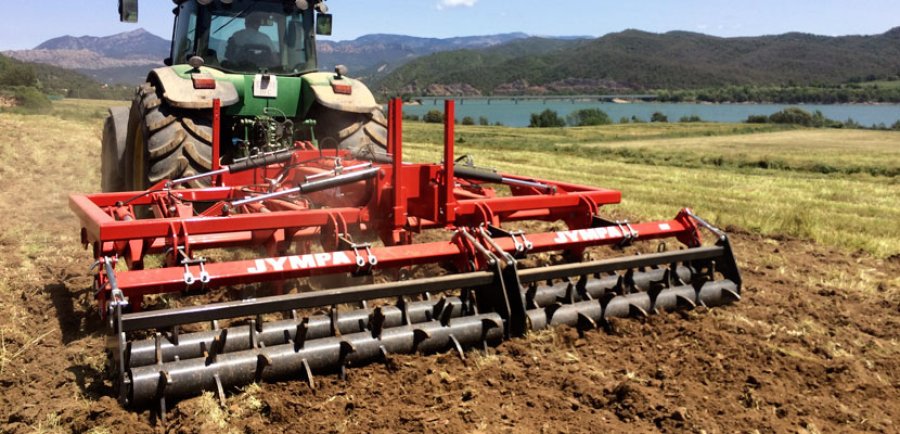 IMAGEN INTERNET MAQUINARIA AGRICOLA. Se dar&aacute; un primer semestre con niveles positivos de operaciones.  IMAGEN INTERNET VENTAS. El nivel va creciendo.