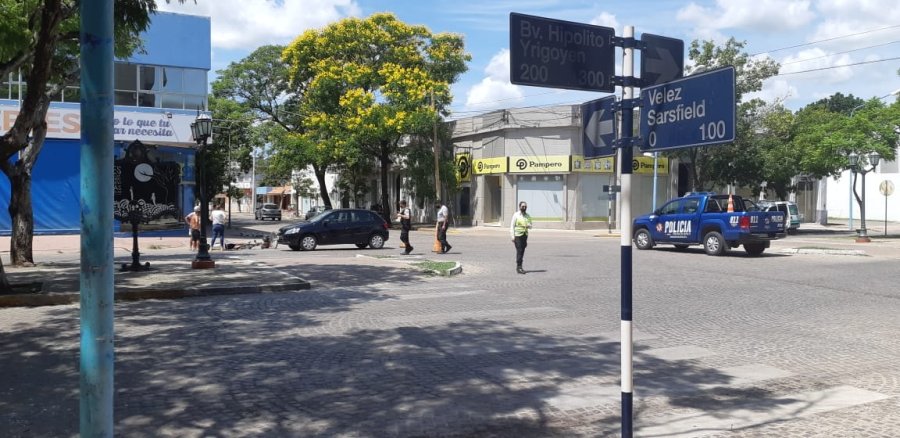 FOTO LA OPINION PUDO SER PEOR. Afortunadamente un m&eacute;dico del 107 no diagnostic&oacute; personas lesionadas.