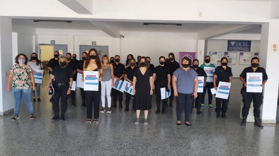 FOTO MIN. DE SEG. PARTICIPANTES. La capacitaci&oacute;n cuenta con m&aacute;s de 170 agentes inscriptos que prestan servicio en diferentes localidades de todo el territorio santafesino.