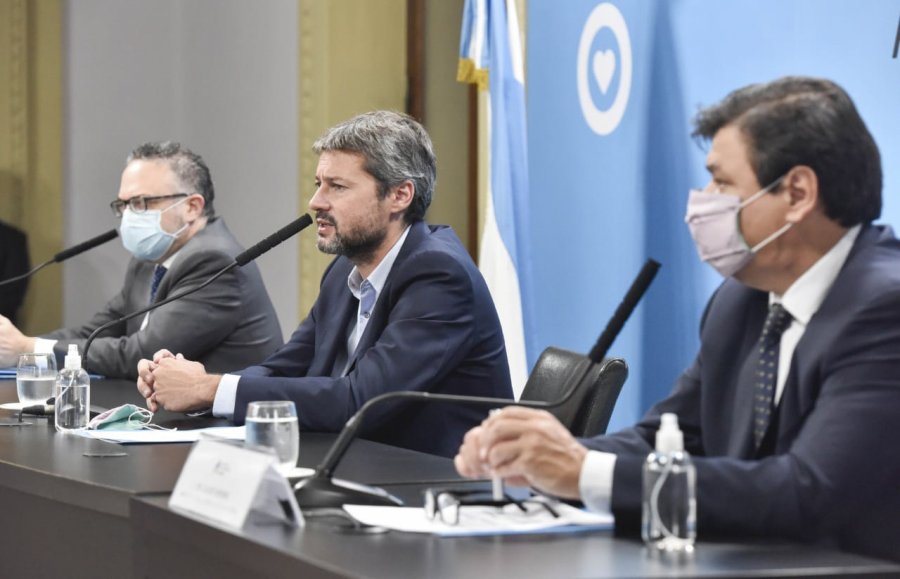 FOTO NA ANUNCIO. Fue realizado ayer por los ministros Kulfas, Lammens y Moroni.
