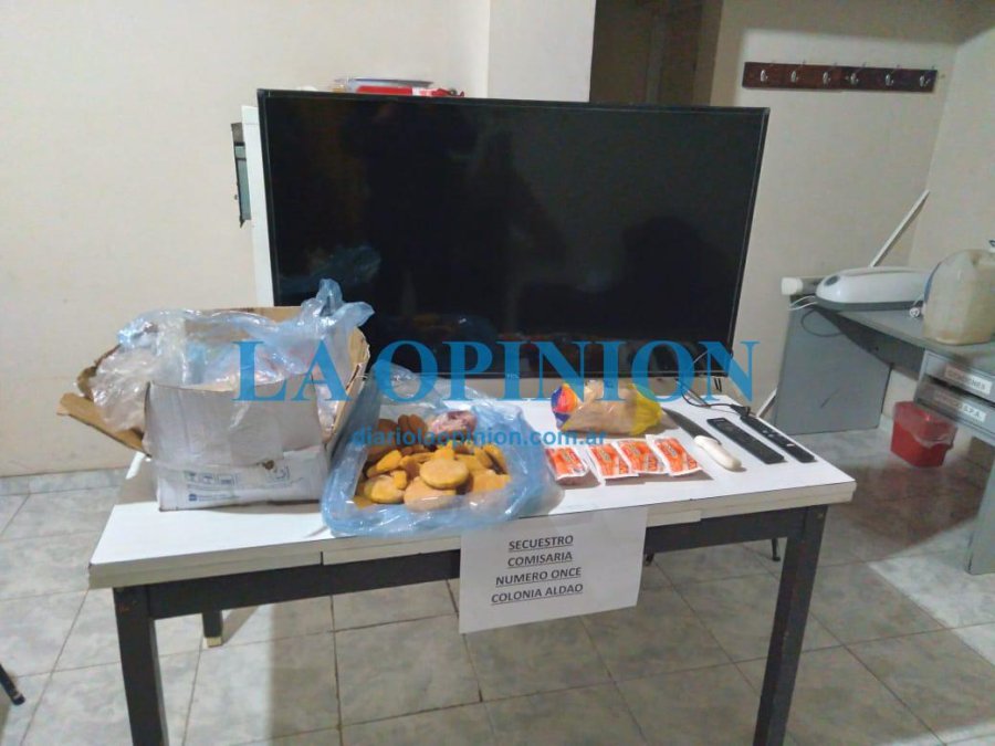 LO SECUESTRADO.  Fue mostrado tras el secuestro en una vivienda de Aldao.