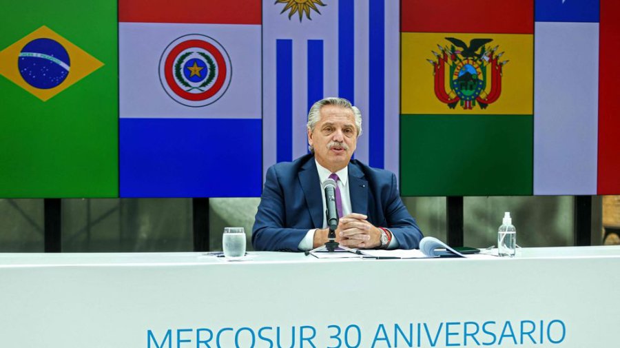 FOTO ARCHIVO ALBERTO FERNANDEZ. Presidiendo la cumbre virtual del Mercosur.