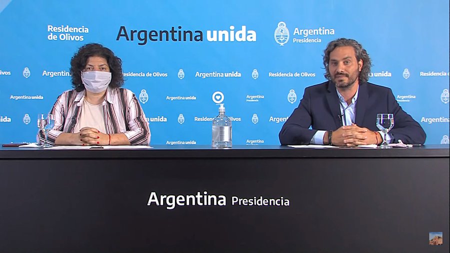 FOTO NA FUNCIONARIOS. Cafiero y Vizzotti al anunciar las nuevas medidas.
