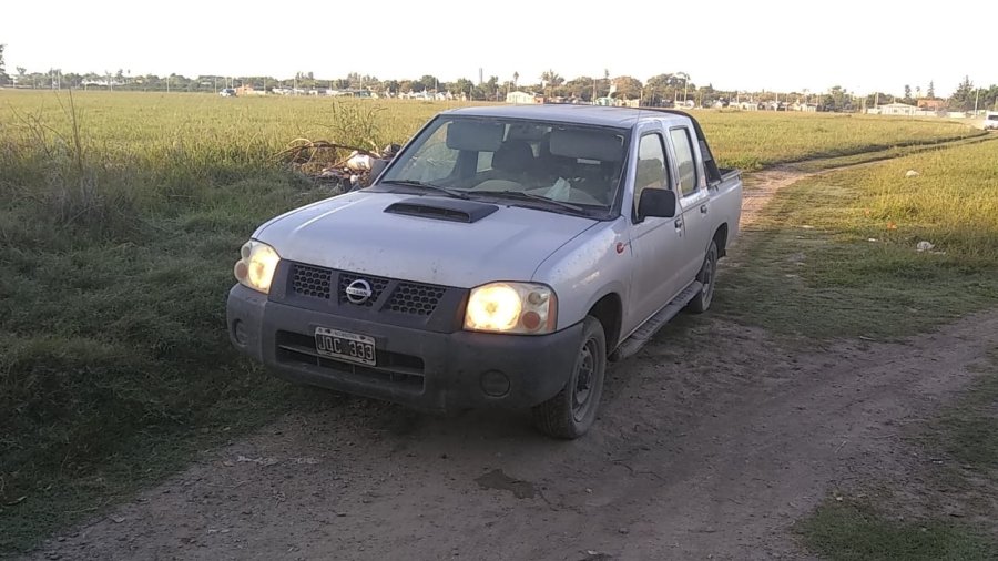 FOTO LA OPINION CAMIONETA NISSAN. Fue avistada por el Centro de Monitoreo Urbano de Rafaela.