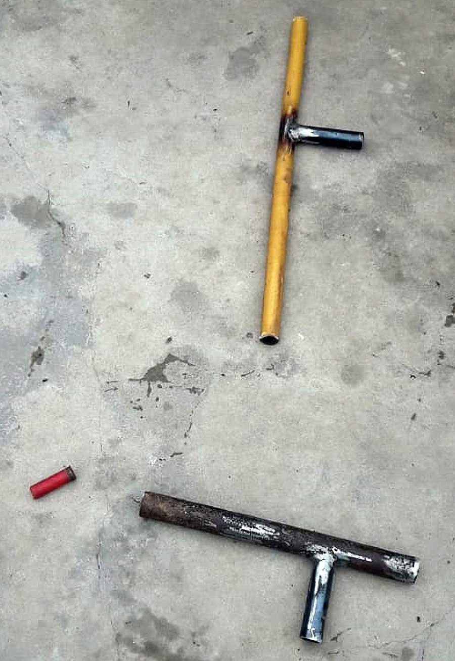 FOTO LA OPINION &ldquo;TUMBERA&rdquo;. El arma larga de fabricaci&oacute;n casera secuestrada en la v&iacute;spera.