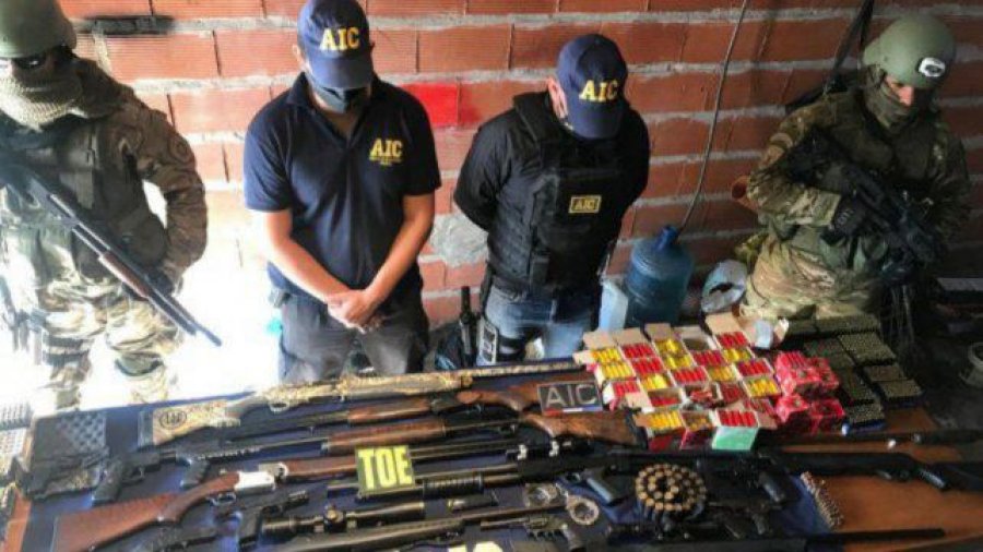 IMAGEN INTERNET LO SECUESTRADO. Fue mostrado tras la detenci&oacute;n de la banda.  IMAGEN INTERNET PERSONAL DE LA AIC. Intervino en el esclarecimiento.