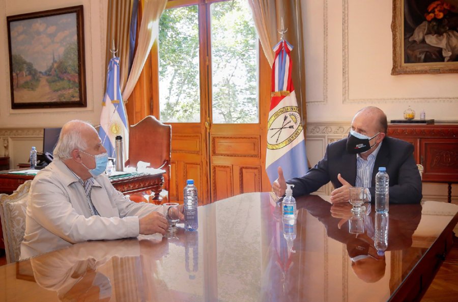 FOTO TWITTER DESPEDIDA. Perotti eligi&oacute; una foto junto a Lifschitz para acompa&ntilde;ar su mensaje en Twitter.