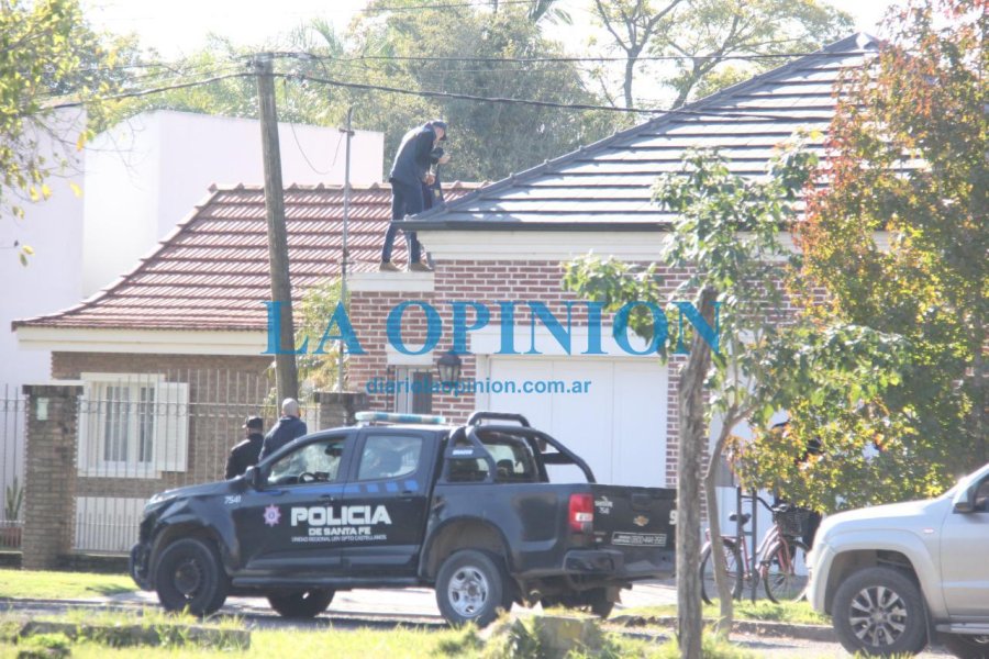 FOTOS JORGE BARRERA.  TRABAJO POLICIAL. Posterior a la detenci&oacute;n de un delincuente rafaelino.