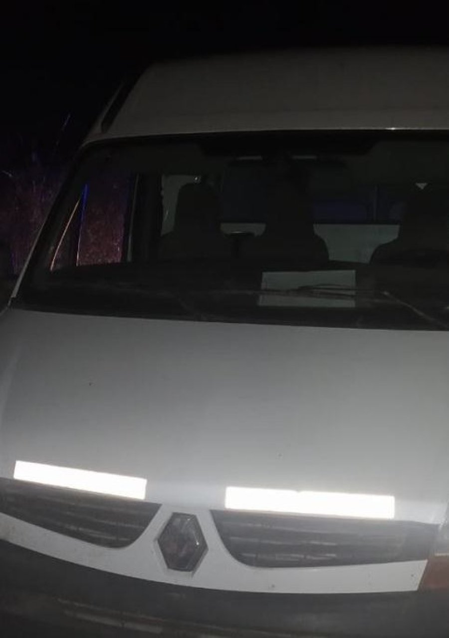 FOTO UR V UTILITARIO. La camioneta Renault Master hurtada.