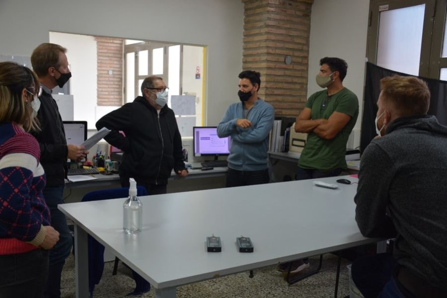 FOTO COMUNICACI&Oacute;N// VISITA// Un momento de la recorrida de las autoridades locales.