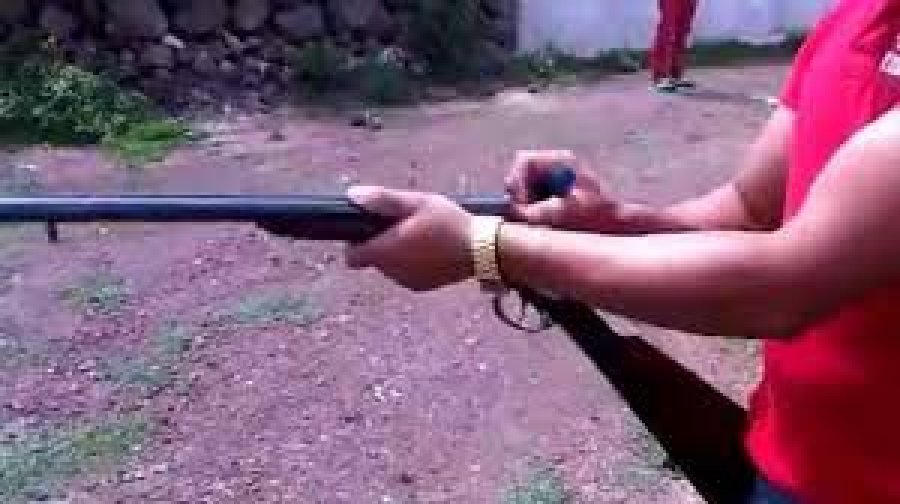 Amenaza con escopeta