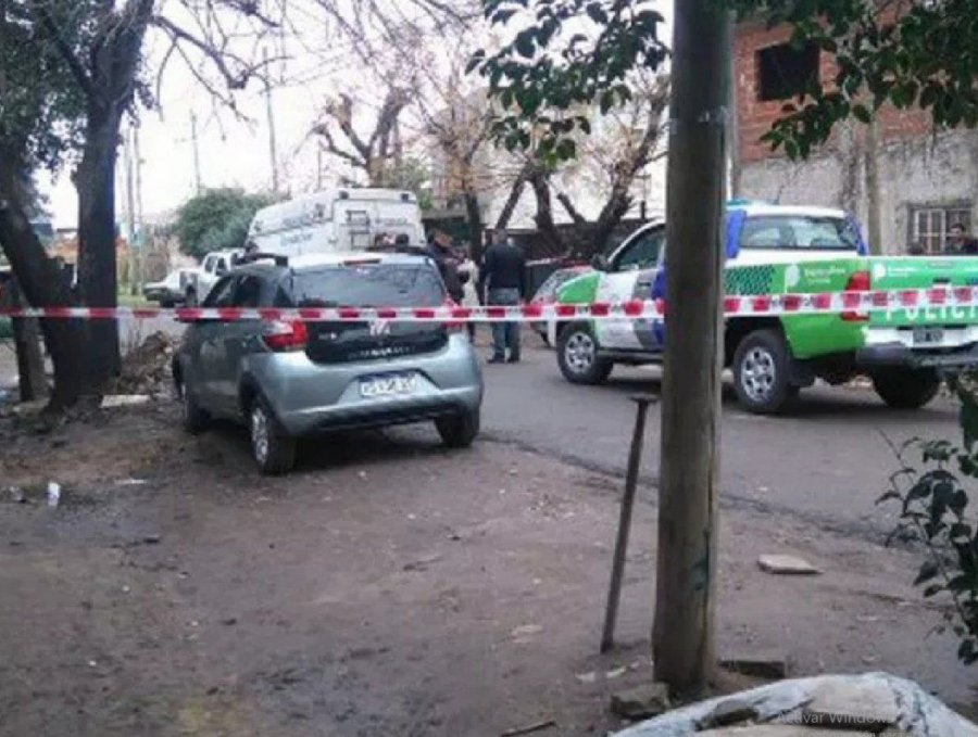 IMAGEN INTERNET LUGAR DEL HECHO. Momento de la actuaci&oacute;n polic&iacute;aca.