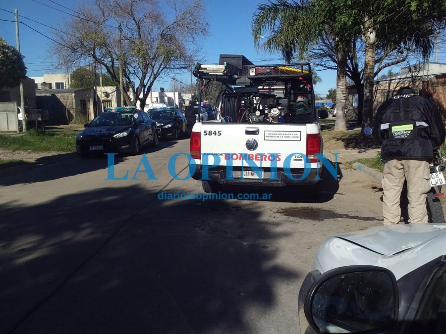 ESCENARIO.  En la calle Arturo Illia al 500 de nuestra ciudad.