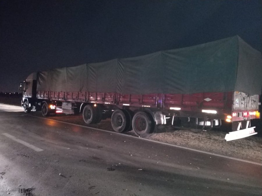 FOTO LA OPINION ESCENARIO. El cami&oacute;n que fue parte de un tr&aacute;gico accidente.