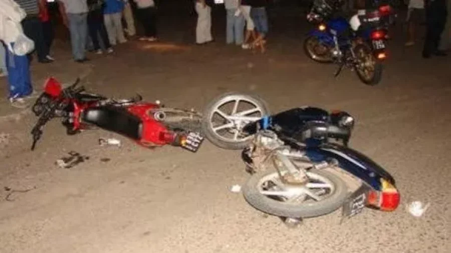 IMAGEN ARCHIVO. CHOQUE DE MOTOS.  Una escena similar se contabiliz&oacute; en nuestra ciudad.