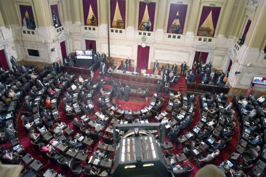 FOTO NA CONGRESO. Fue testigo de un extenso discurso de Alberto Fern&aacute;ndez.