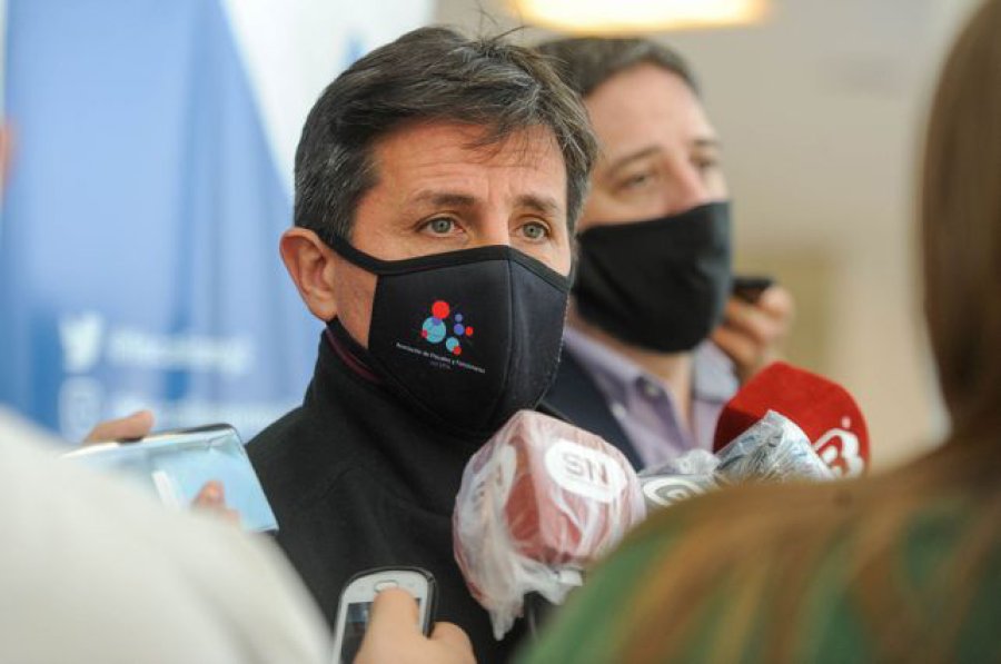 FOTO LA CAPITAL FISCALES. Luis Schiappa Pietra y Mat&iacute;as Edery acusaron al ex diputado, primero de "la pata pol&iacute;tica" en sentarse en el banquillo.