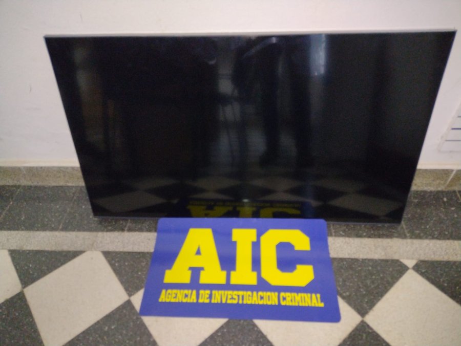 FOTO LA OPINION TV DE ALTA GAMA. Est&aacute; valuado en unos 80 mil pesos.