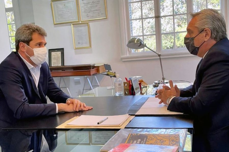 FOTO NA ACTIVIDAD. El presidente Fern&aacute;ndez se reuni&oacute; con el sanjuanino U&ntilde;ac en Olivos.