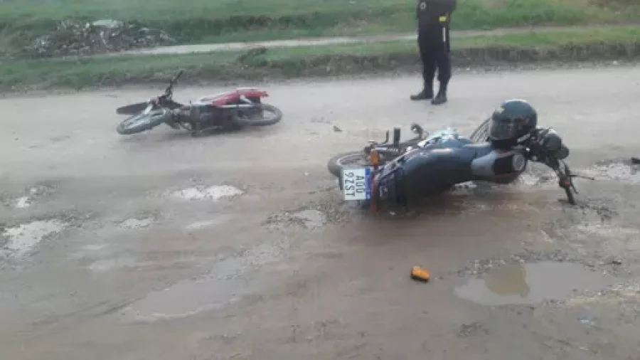 IMAGEN ARCHIVO. CHOQUE DE MOTOS. Algo similar se registr&oacute; en Luis Maggi y Cervantes.