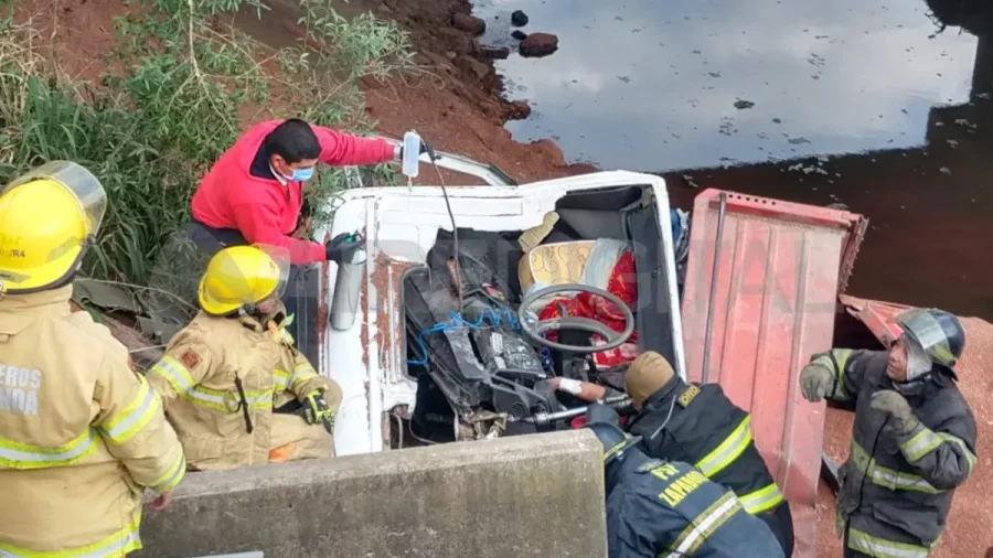 IMAGEN INTERNET. ACCION DE RESCATE. El pasado mi&eacute;rcoles, en el arroyo Los Padres.