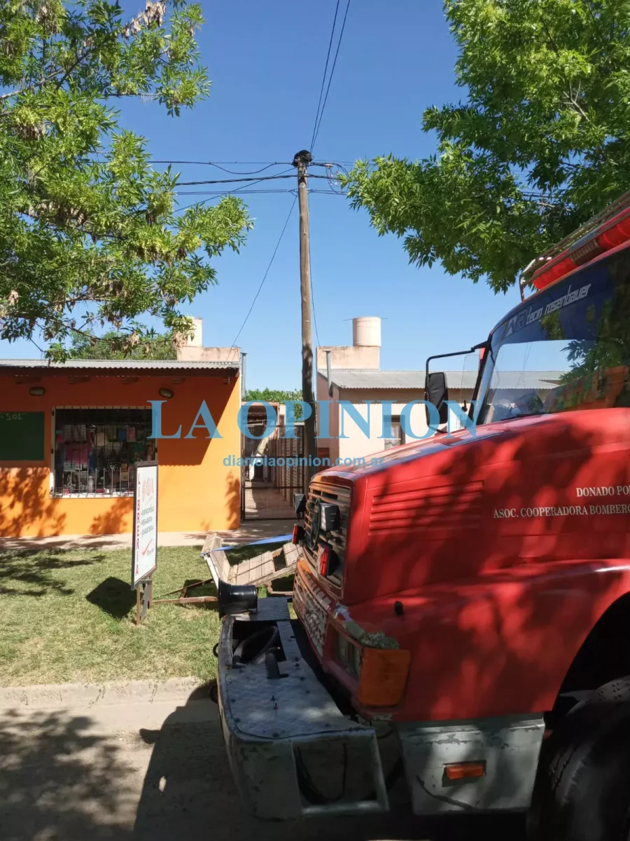 RESCATE. En la calle Echeverr&iacute;a, en el barrio 2 de Abril.