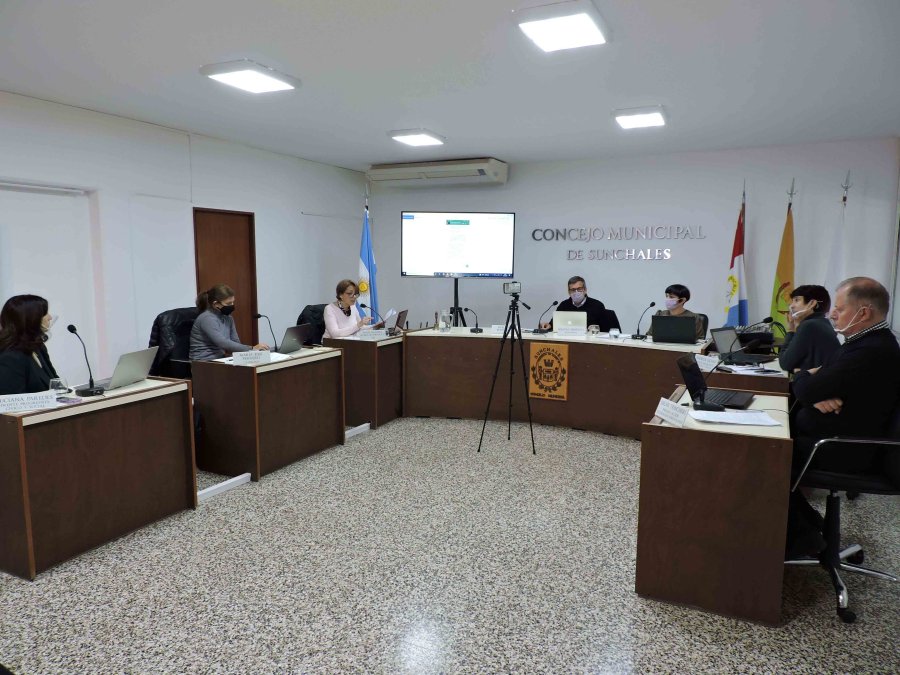 FOTO ARCHIVO// CONCEJO// Los ediles durante uno de sus encuentros.