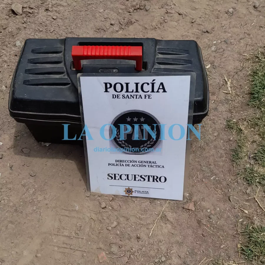 PARTE DE LO SECUESTRADO.  Tras un intento de robo por parte de un menor.