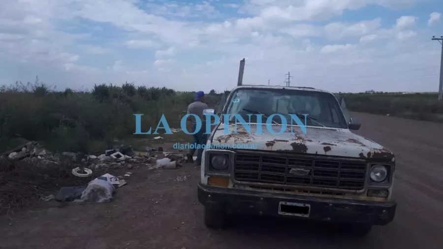 ARROJABA BASURA.  Fue descubierto, y lo sancionaron.