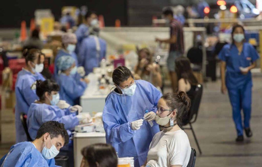 FOTO NA TESTEOS. Se llevaron a cabo 52.617 nuevas pruebas en la &uacute;ltima jornada.