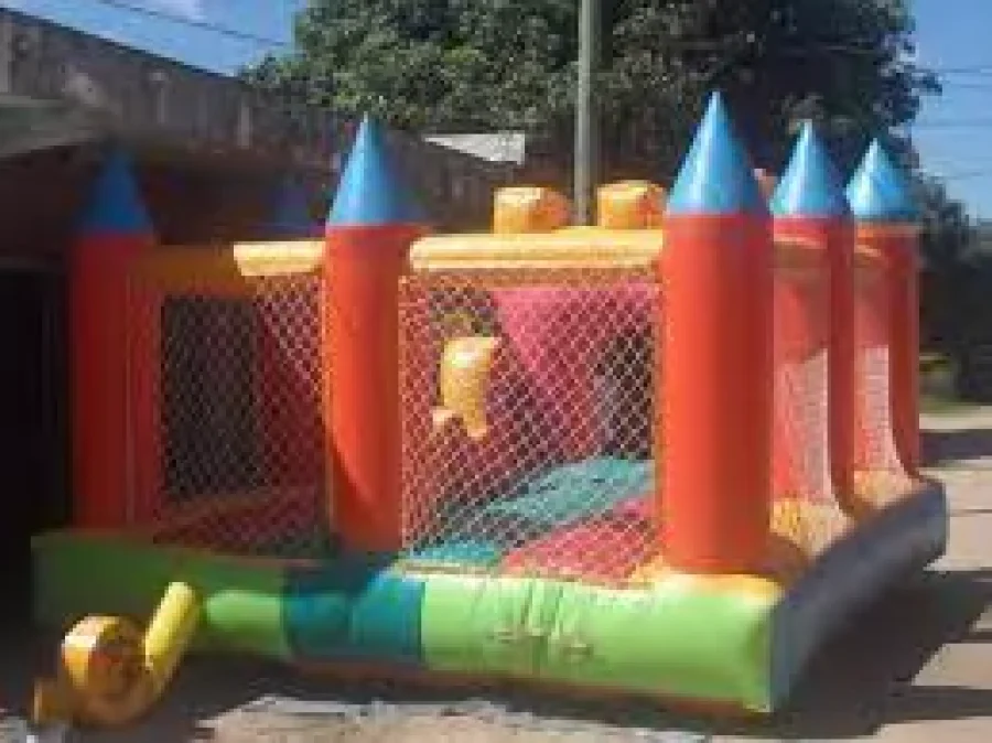 IMAGEN ARCHIVO. CASTILLO INFLABLE.  Uno similar fue robado en nuestra ciudad.