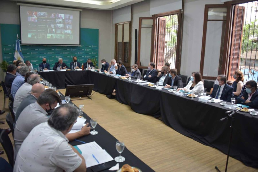 FOTO MAGYPCOM.AR REUNI&Oacute;N. Se llev&oacute; a cabo bajo la presidencia del ministro Juli&aacute;n Dom&iacute;nguez.