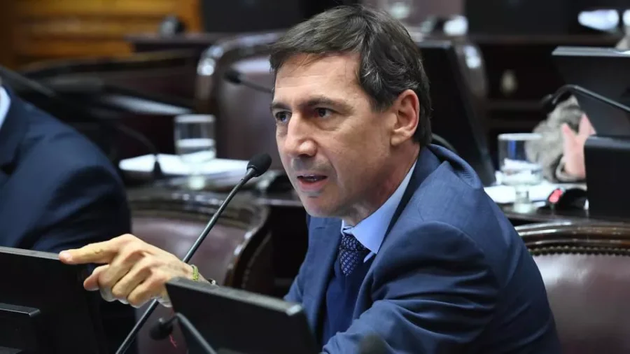 IMAGEN INTERNET. LUIS NAIDENOFF.  Fue duro contra el ministro Cabandi&eacute;.