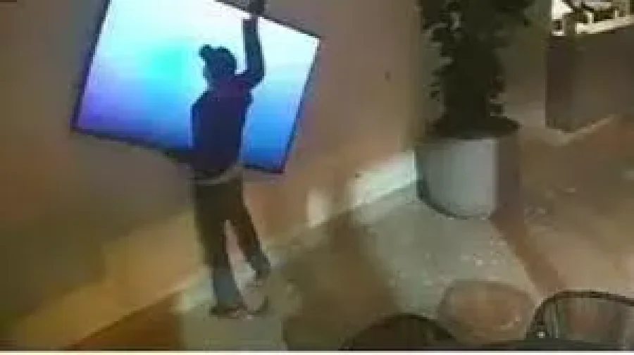 IMAGEN ARCHIVO. TELEVISOR ROBADO.  En Frontera fue recuperado un elemento de este tipo.