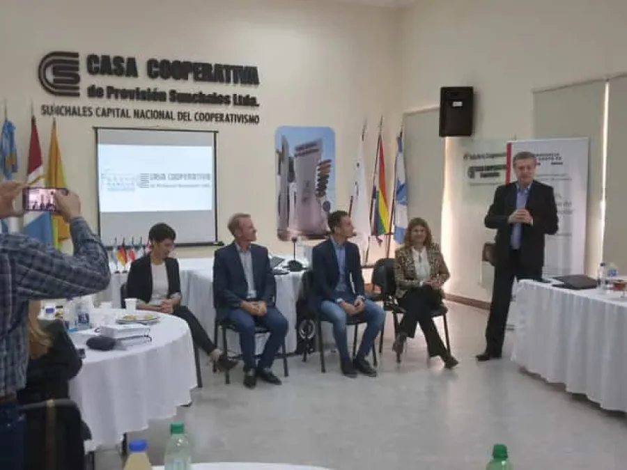 FOTO PRENSA  CASA COOPERATIVA//
