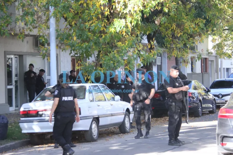 FOTO JORGE BARRERA. PRESENCIA POLICIAL.  Se trabaj&oacute; con la coordinaci&oacute;n del jefe de la UR V.