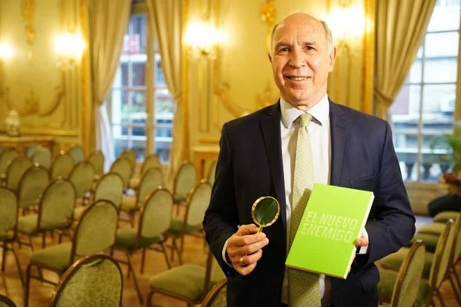 FOTO FRANCO FAFASULI / INFOBAE MEDIO AMBIENTE. El juez Ricardo Lorenzetti present&oacute; su libro en el que advierte sobre los desaf&iacute;os del cambio clim&aacute;tico.