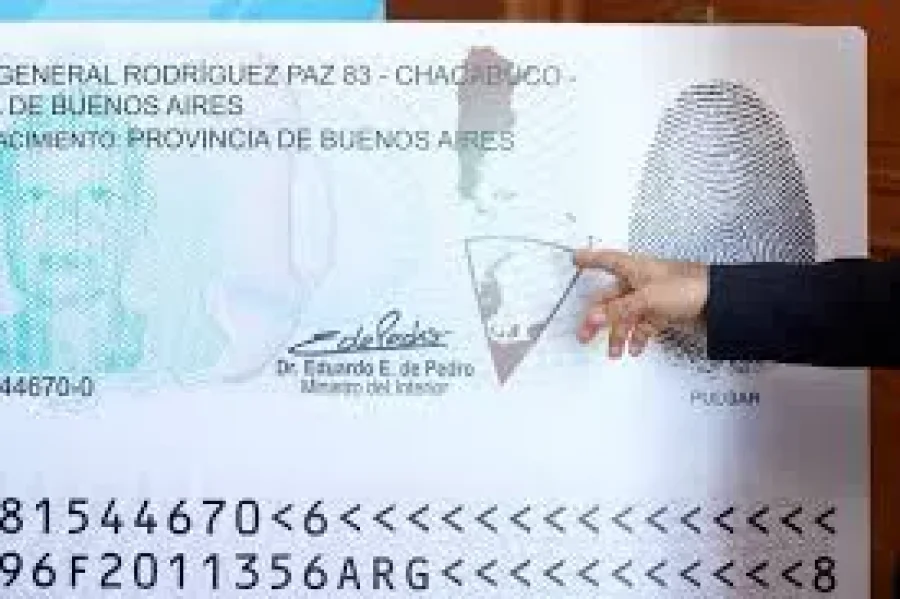 IMAGEN ARCHIVO. DNI.  Un elemento de este tipo le fue robado a un joven.
