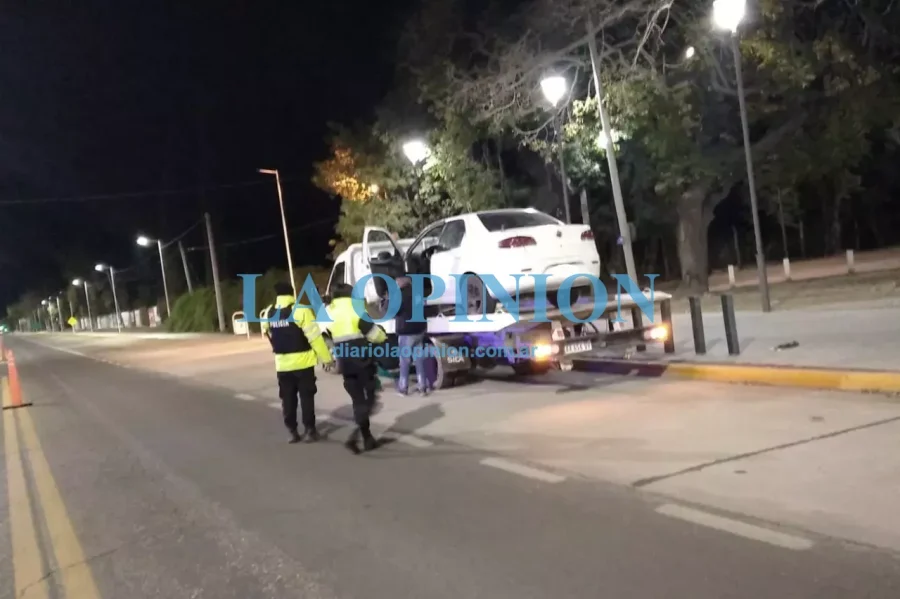 RETENIDO.  El autom&oacute;vil fue llevado a un dep&oacute;sito municipal..